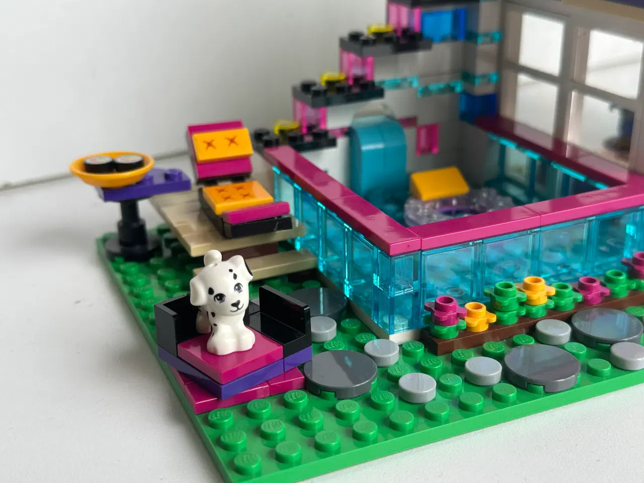 Billede 8 - Lego friends - Livis popstjernehus 41135