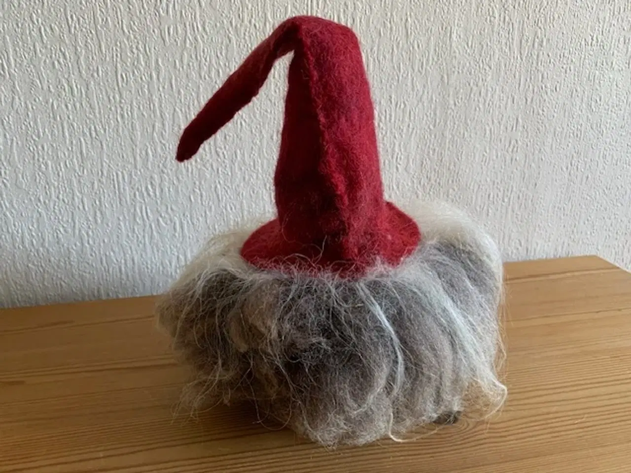 Billede 3 - Nisse i uld med stort hår, skæg inkl. øjne og næse