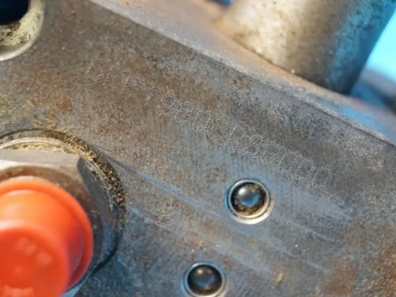 Billede 11 - Case 621D Ventilblok