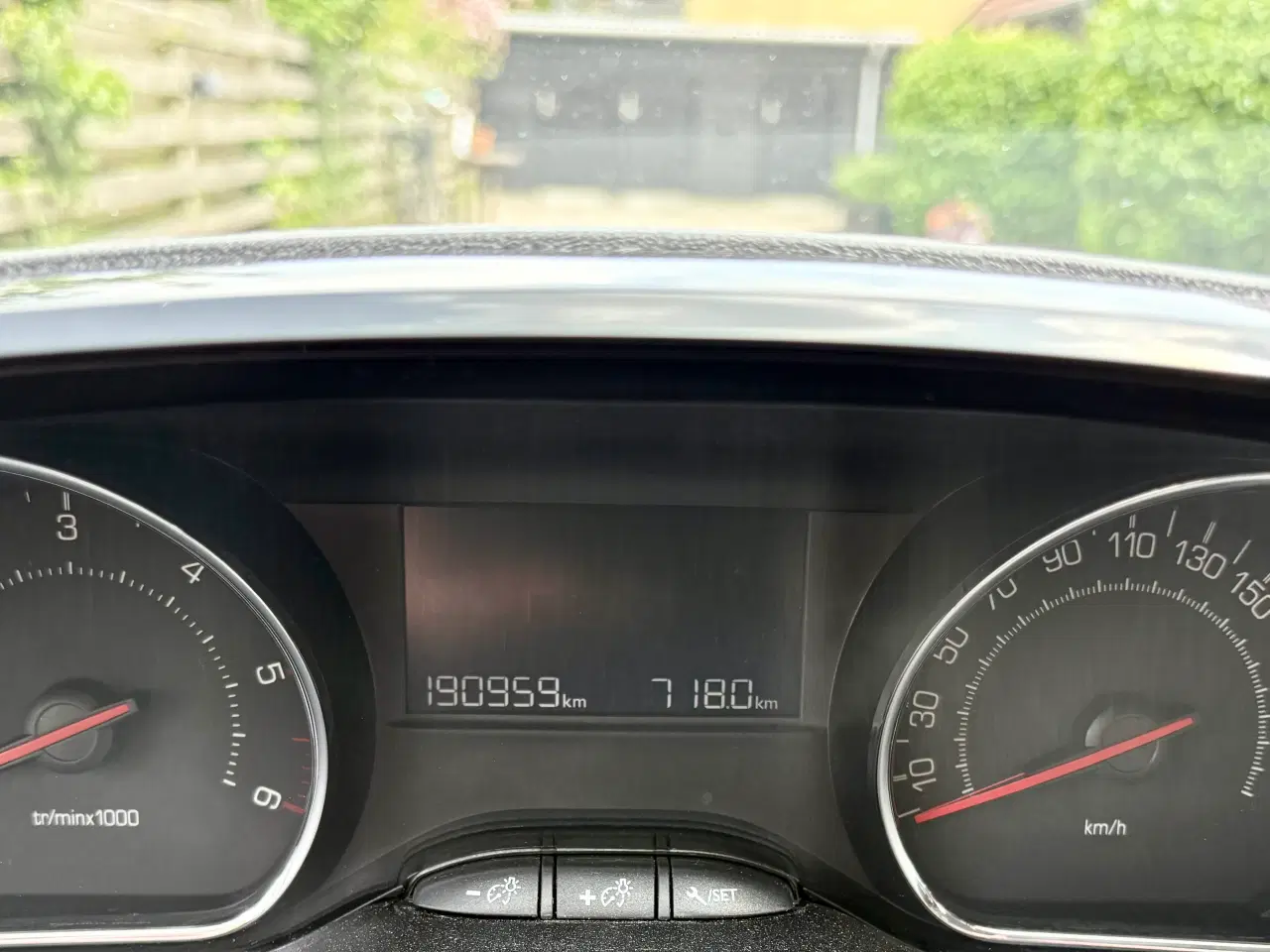 Billede 6 - Peugeot 208 1,6 e-HDI 92 Active 5d