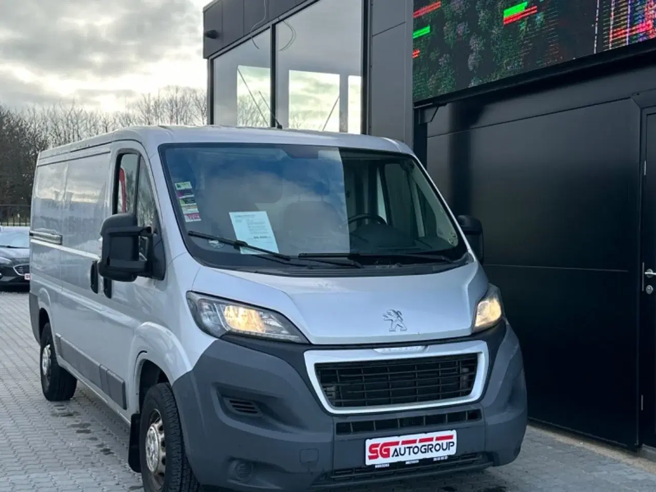 Billede 1 - Peugeot Boxer 330 2,2 HDi 130 Kassevogn L2H1
