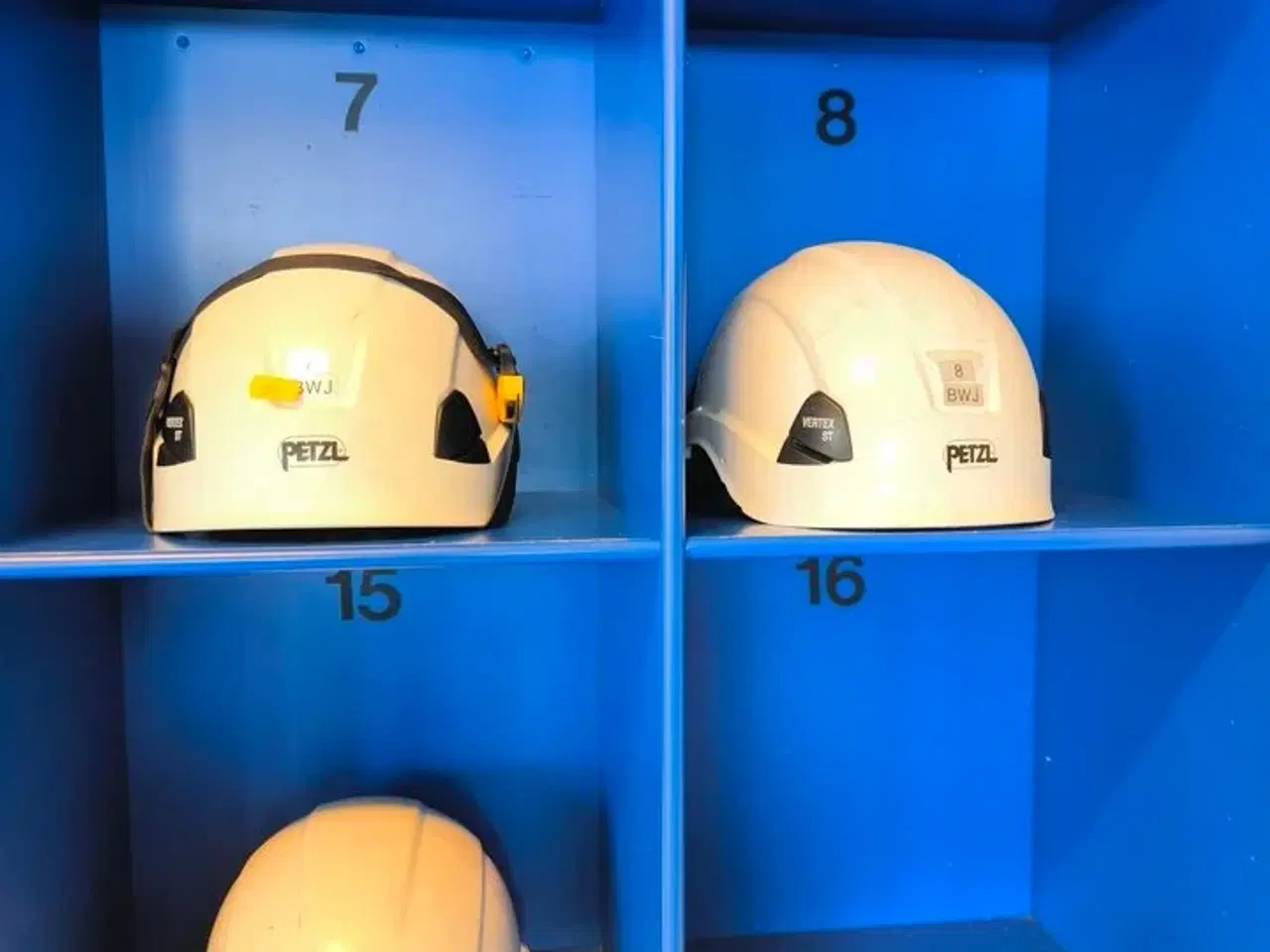 Billede 4 - 15 stk. hjelme