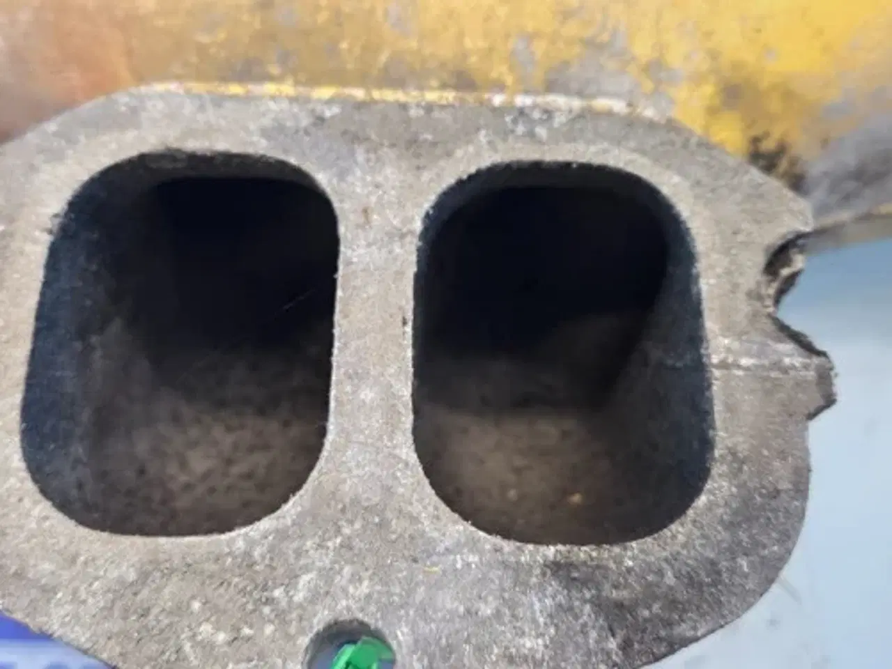 Billede 3 - Ford 2723E Indsugningsmanifold 6094199