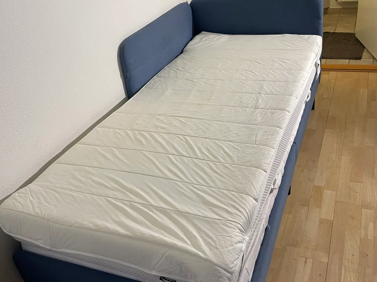 Billede 2 - Flyttesalg - Blåkullen IKEA seng
