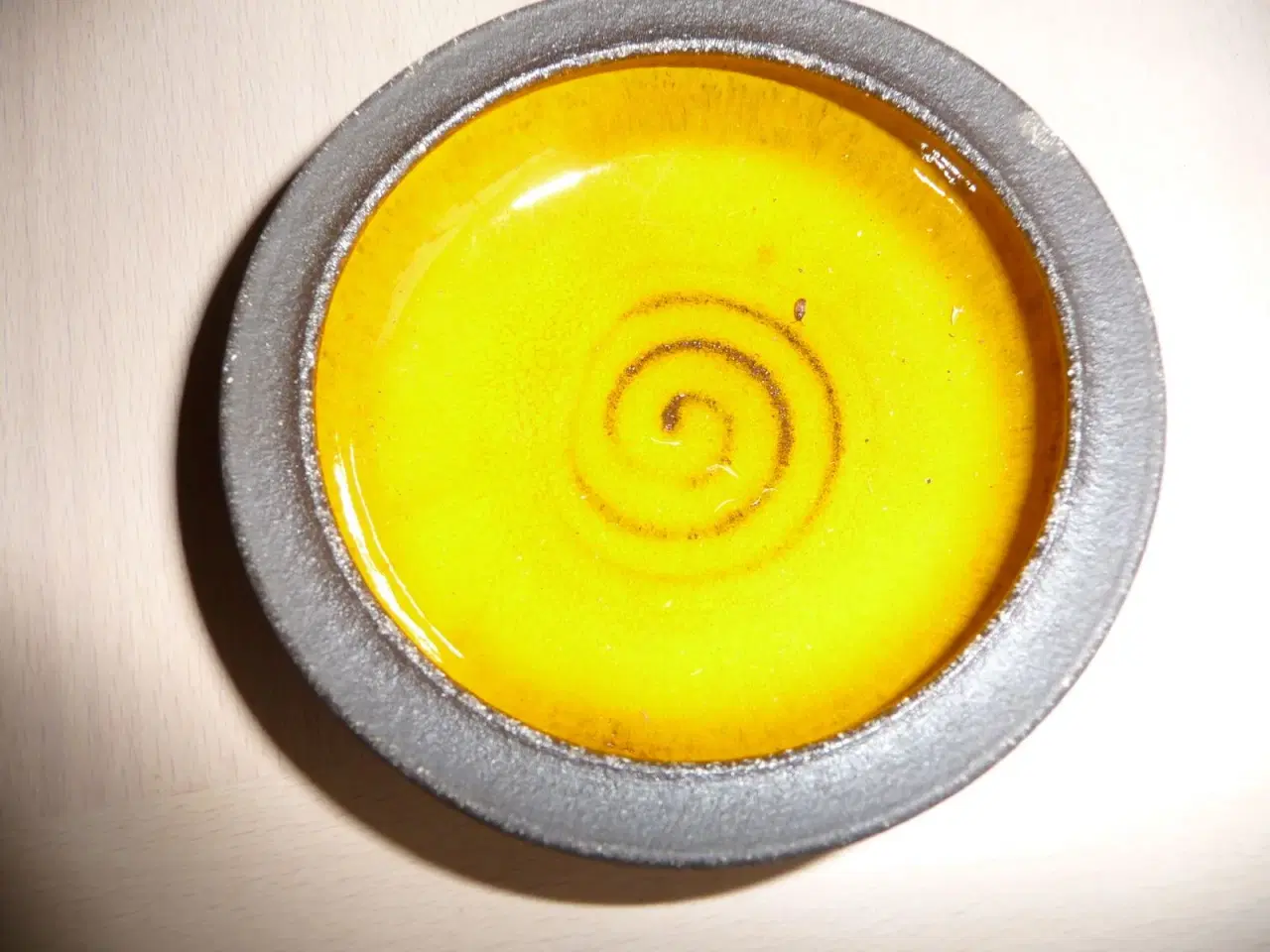Billede 1 - lille keramik skål.
