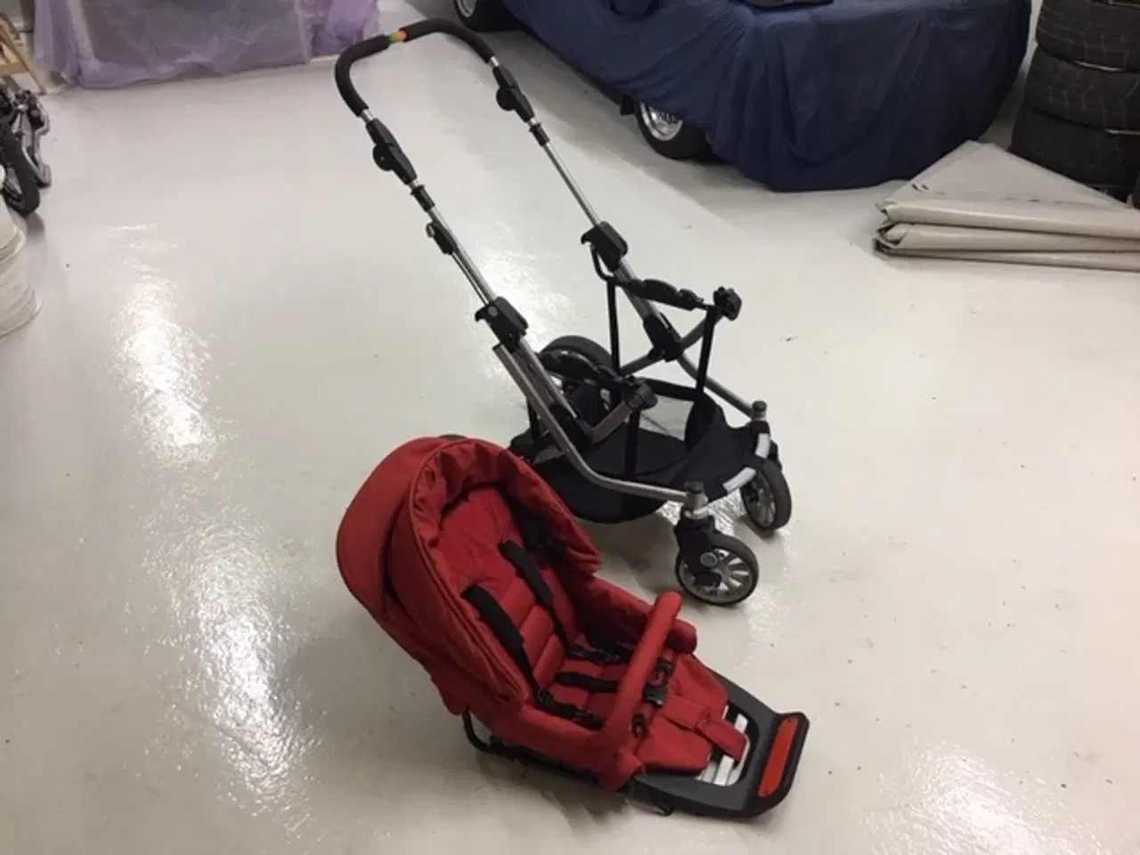 Billede 7 - Teutonia klapvogn rød