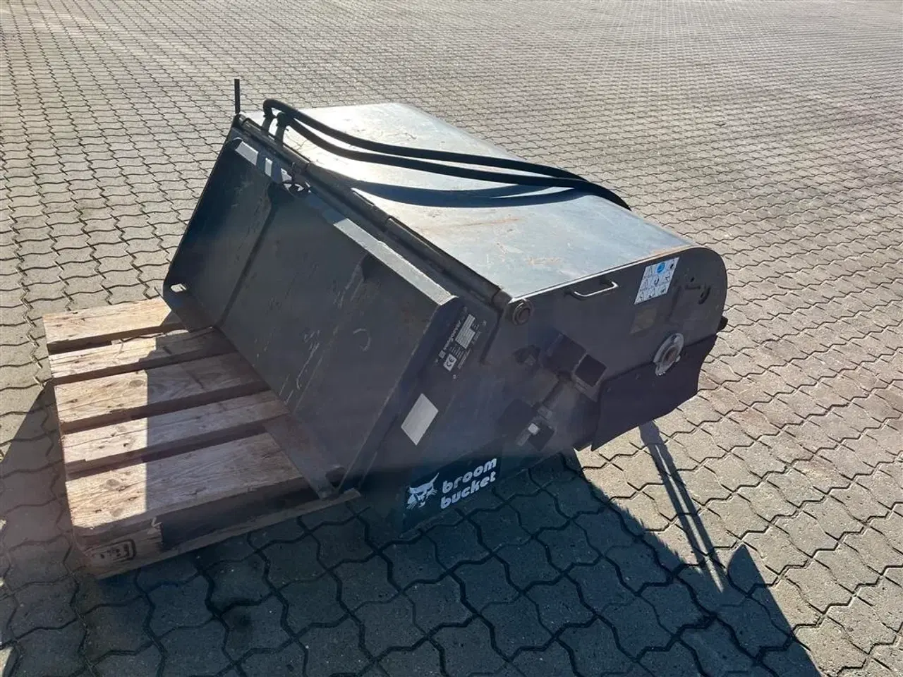 Billede 4 - Bobcat 110cm opsamler kost