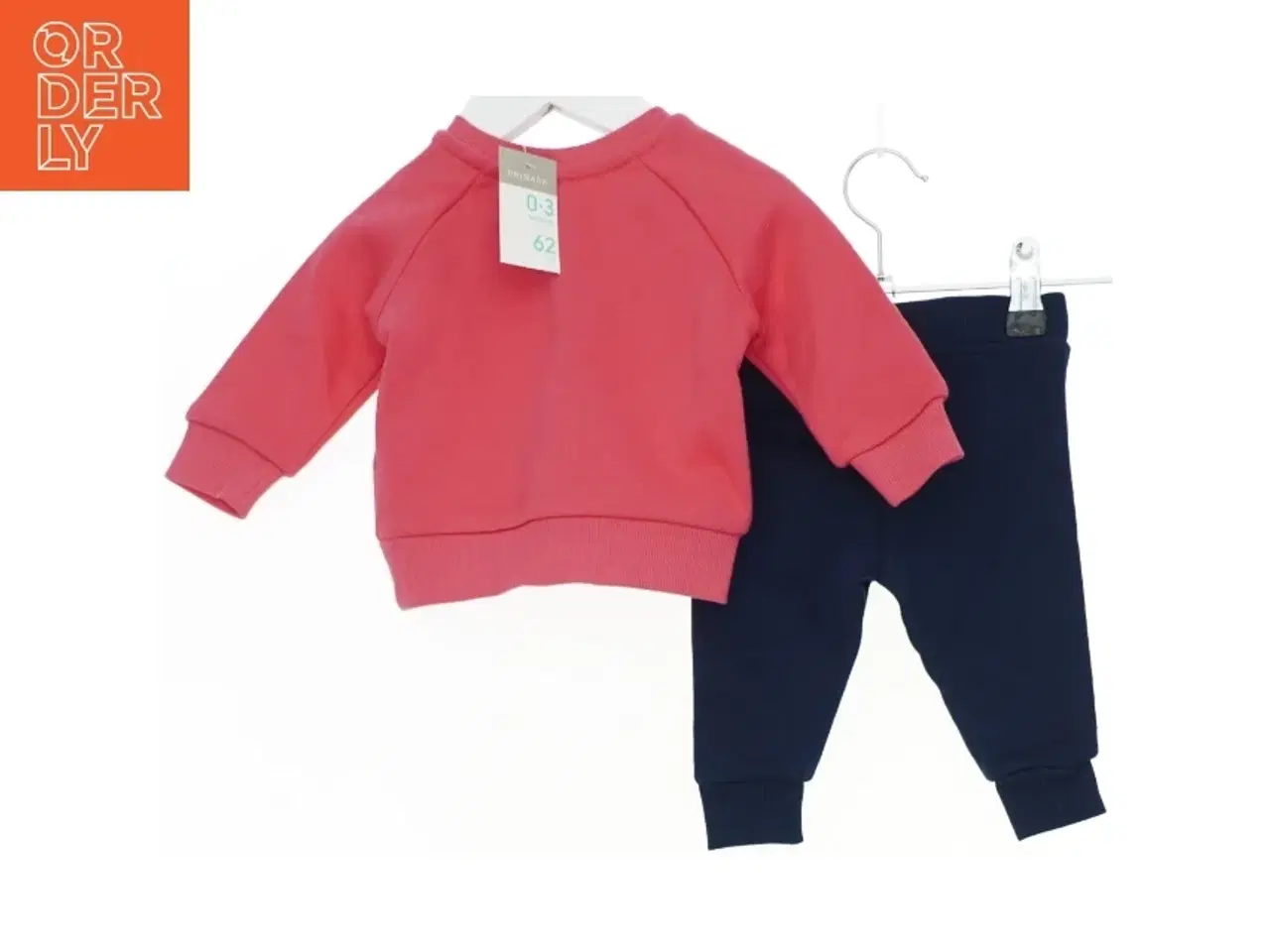 Billede 2 - Baby sæt med bluse og bukser fra Primark (str. 62)