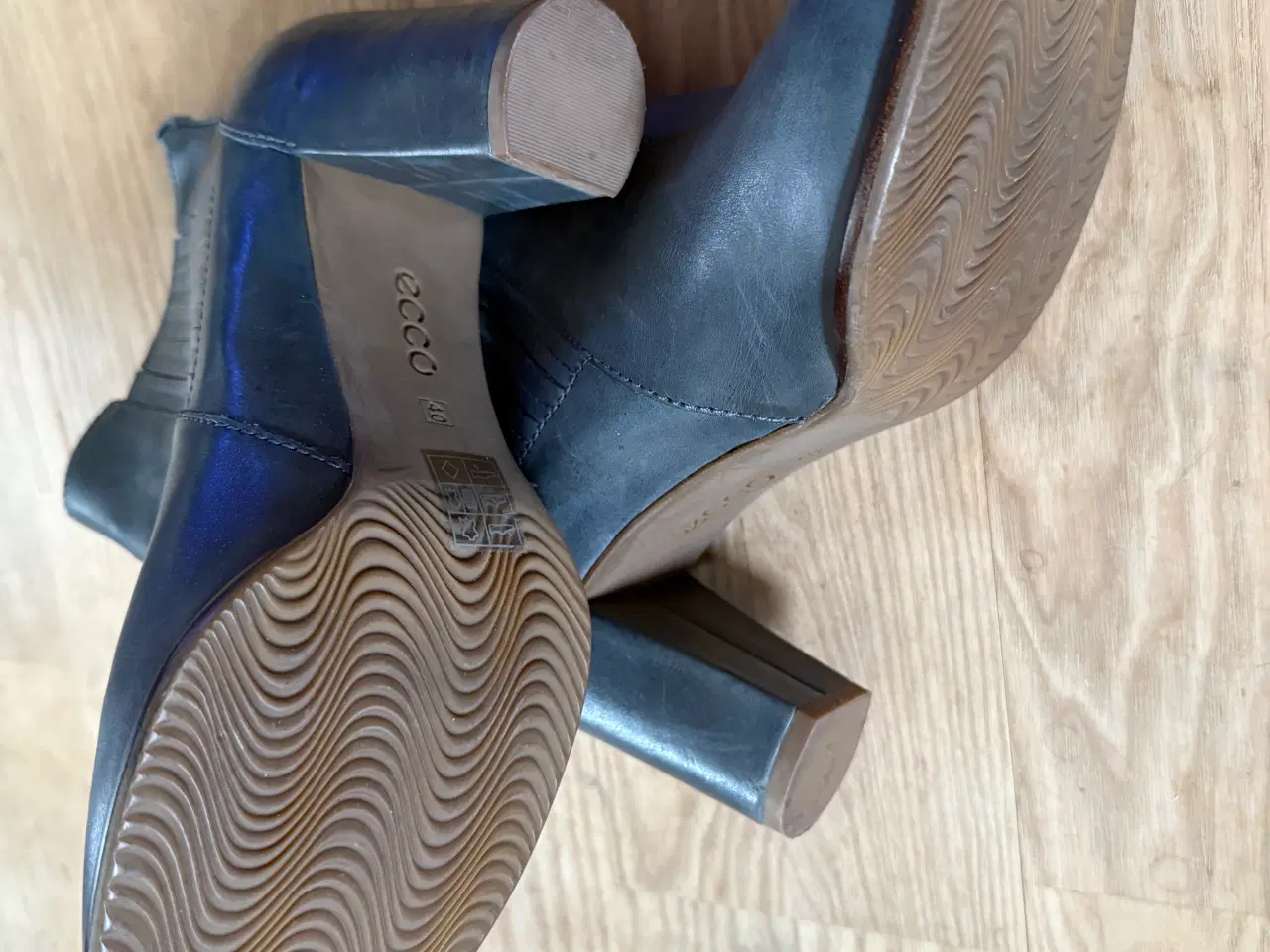 Billede 2 - FEDE BLÅ ECCO STØVLETTER/ SKO