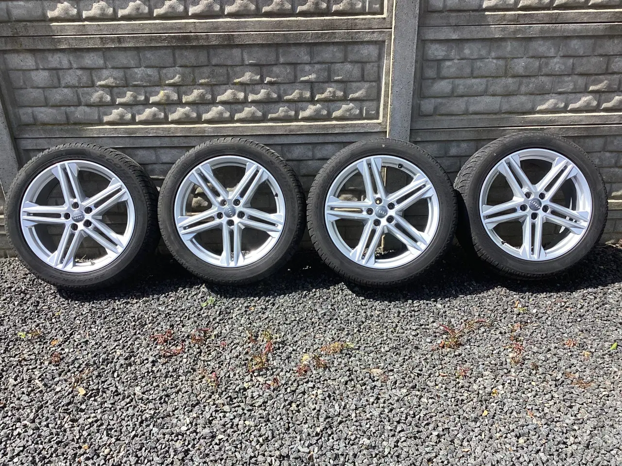 Billede 1 - Vinterdæk original Audi20 tommer 3 mm tilbage  