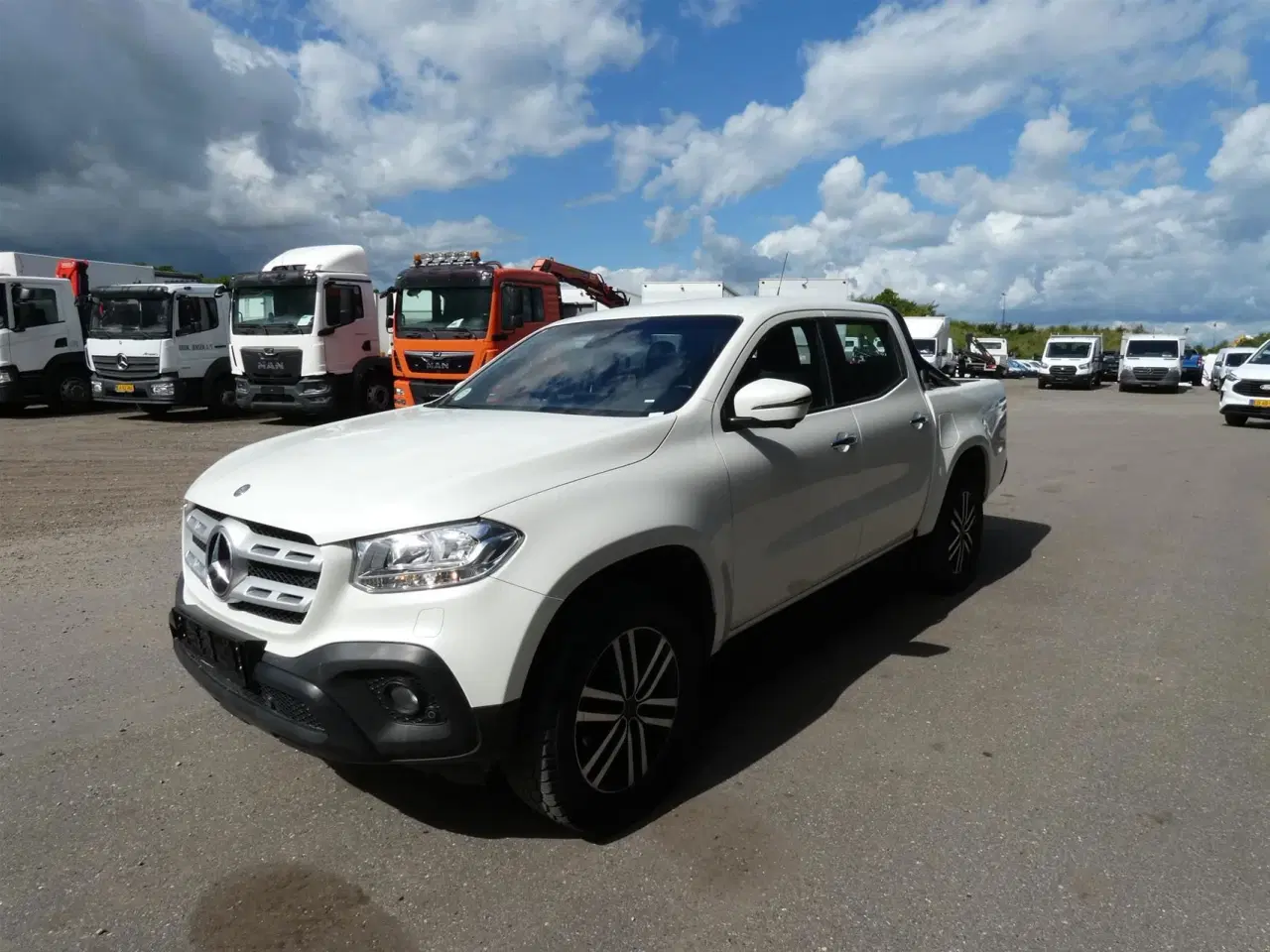 Billede 4 - Mercedes-Benz X-Klasse 250 2,3 CDI Pure 4Matic 190HK Pick-Up 7g Aut.