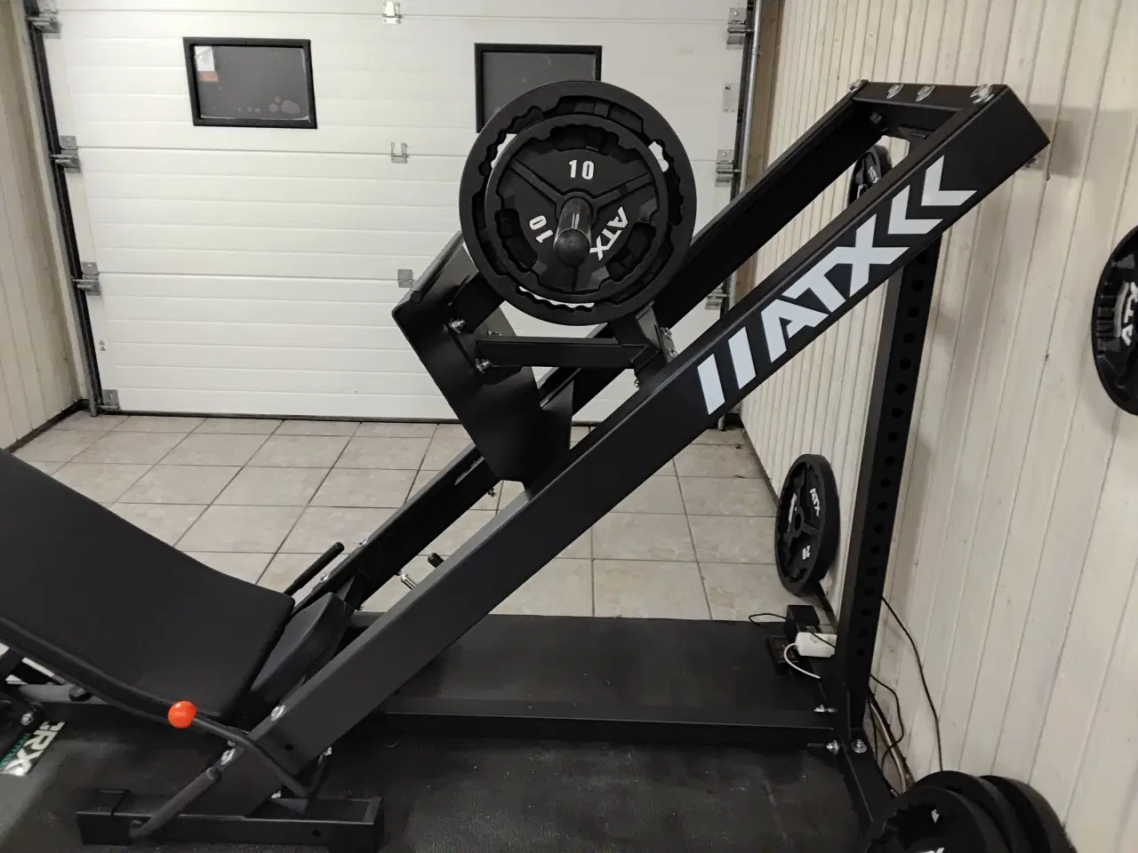 Billede 4 - ATX Benpress med 150 kg ATX Skiver