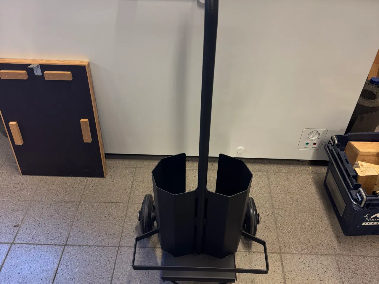 Billede 2 - Lille gas og ilt vogn