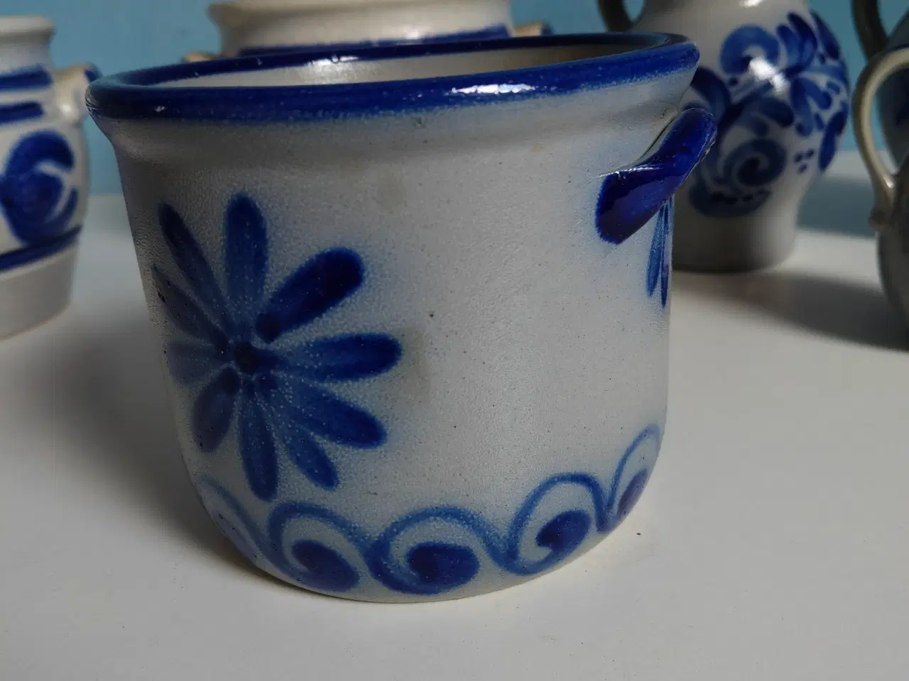 Billede 2 - 🏺 Vintage keramik-sæt – Håndmalet detaljer