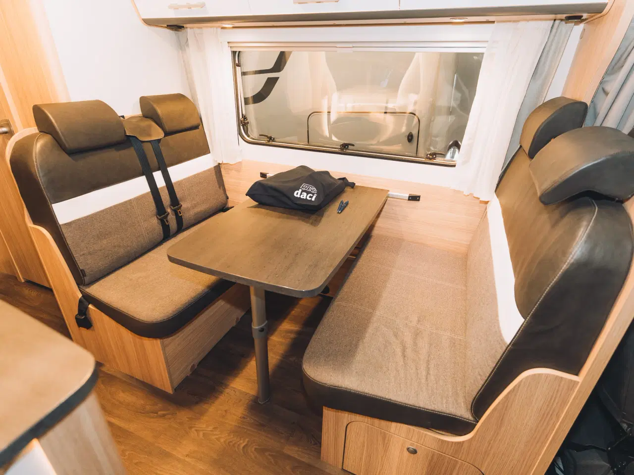 Billede 6 - Sunlight A70 - Familievenlig alkove-autocamper