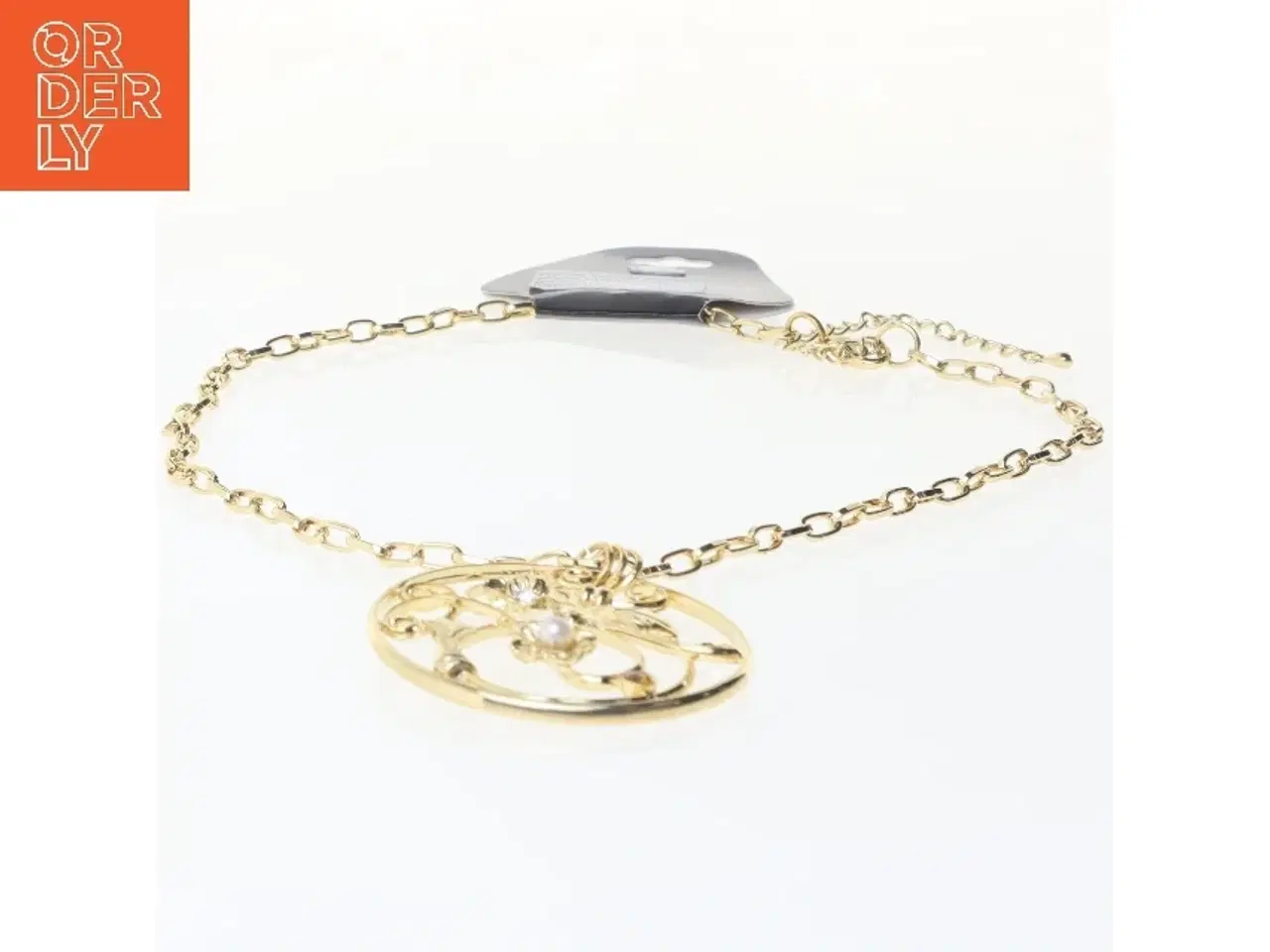 Billede 4 - Gyldent halskæde med blomstret vedhæng (str. 22 cm)