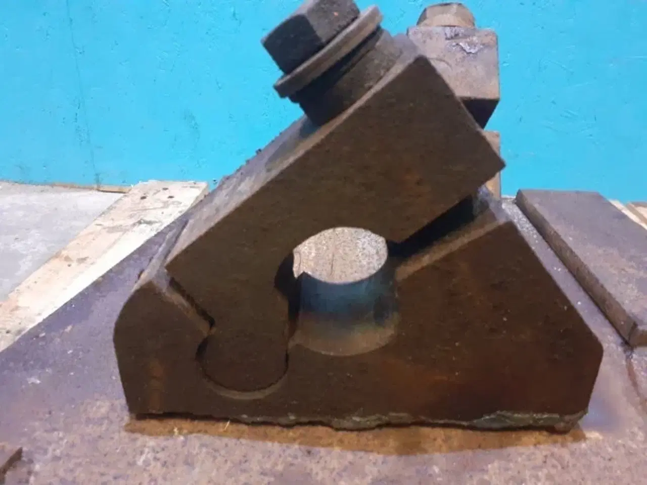 Billede 2 - Beco Svejsebeslag til Gravemaskine