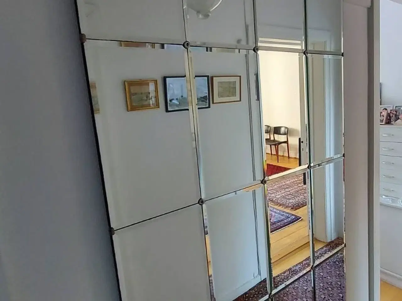 Billede 2 - Spejl vægspejl med kvadratiske felter cm 80x140