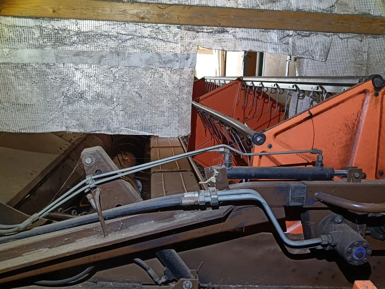 Billede 23 - Dronningborg D9000 med 20 fod power flow skærebord