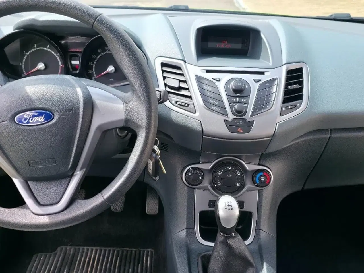 Billede 18 - Ford Fiesta 1,25 82 Trend