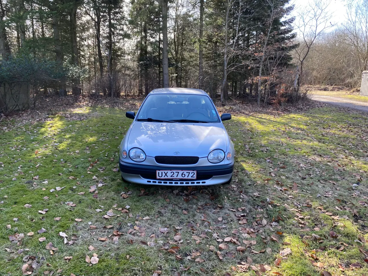 Billede 3 - Toyota Corolla 1.3 4d sølvmetal