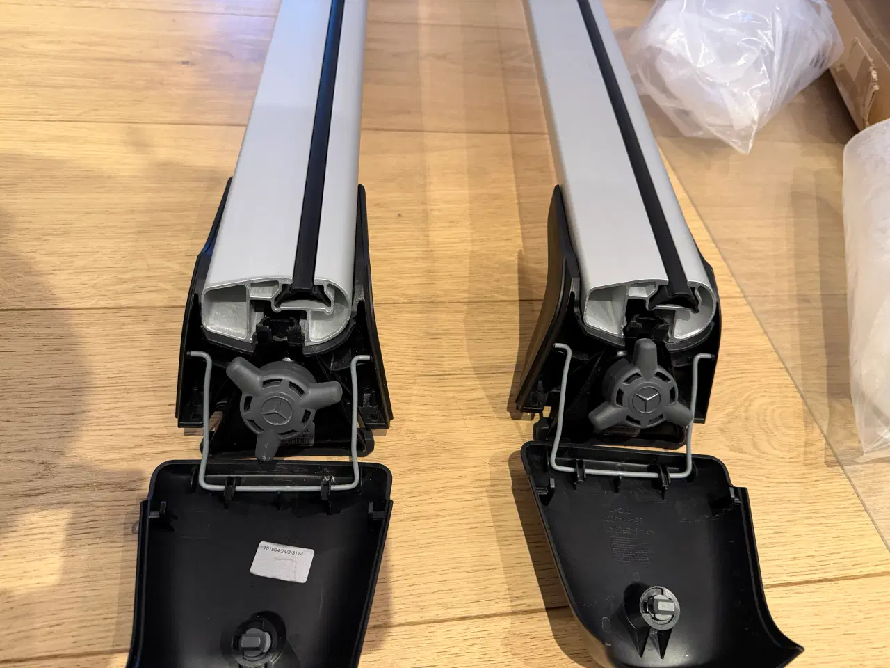 Billede 4 - Originale Mercedes tagbøjler til GLC SUV (X254)