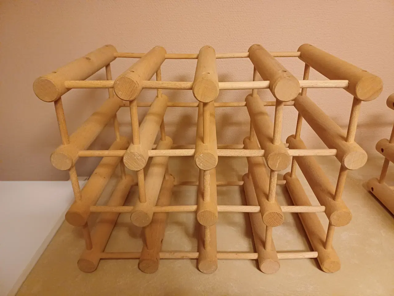 Billede 2 - Vinreoler i massiv lys bøg