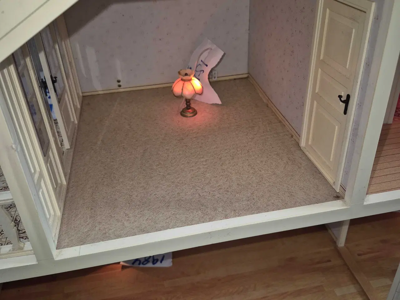 Billede 16 - Dallas lundby dukkehus + kassen