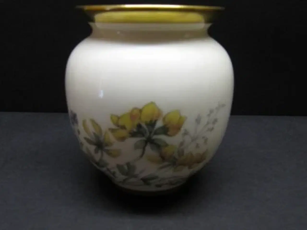 Billede 1 - Danmarks Flora Vase 8½ x 8  cm. (hxb)