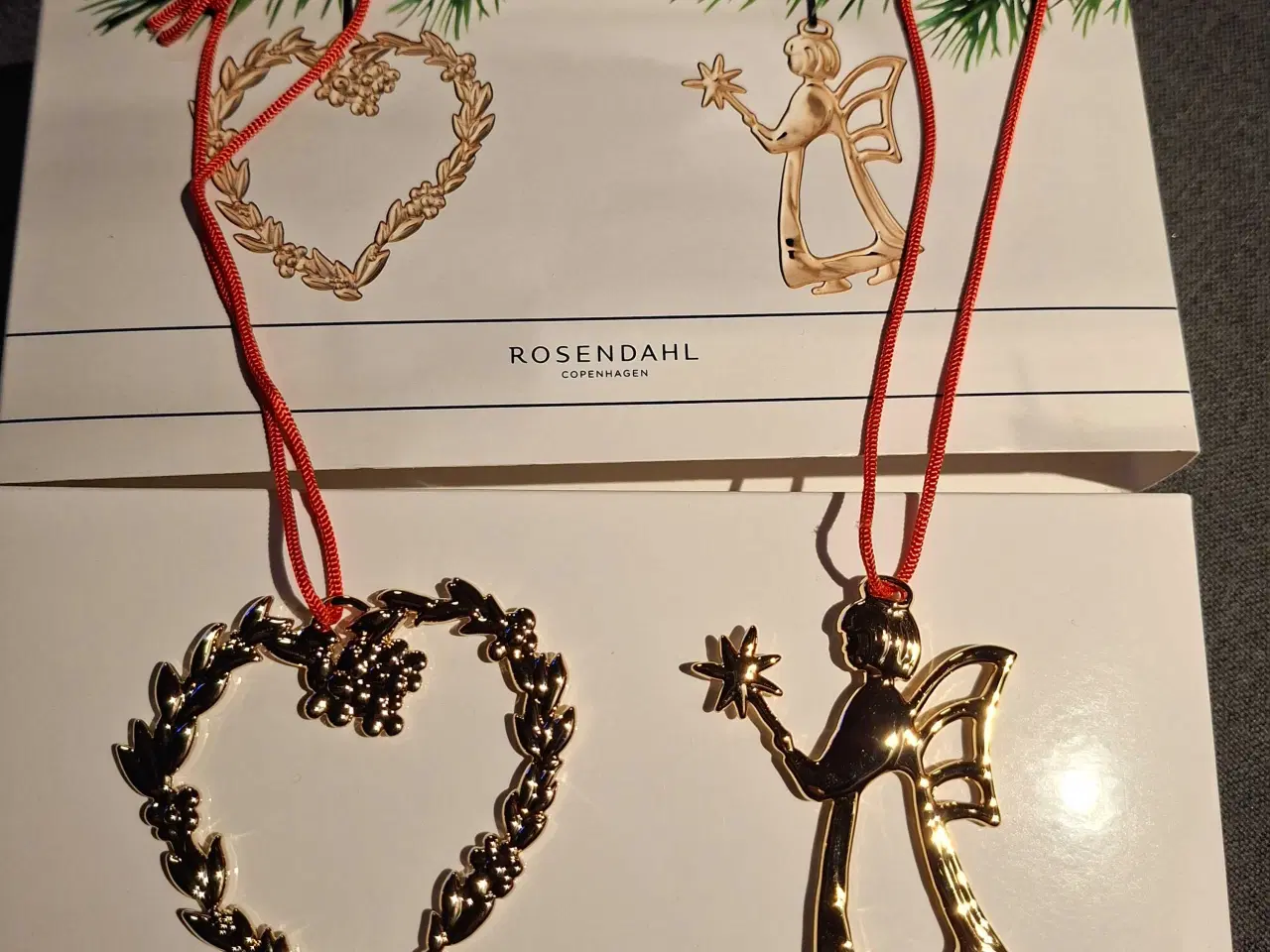 Billede 4 - Rosendahl små ophæng i guld look, Karen Blixen 