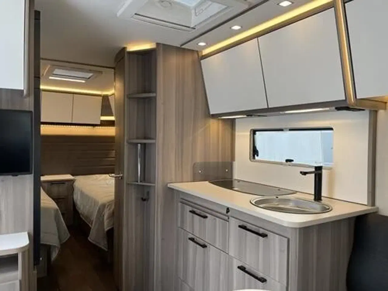 Billede 5 - Kabe Estate 560 GLE