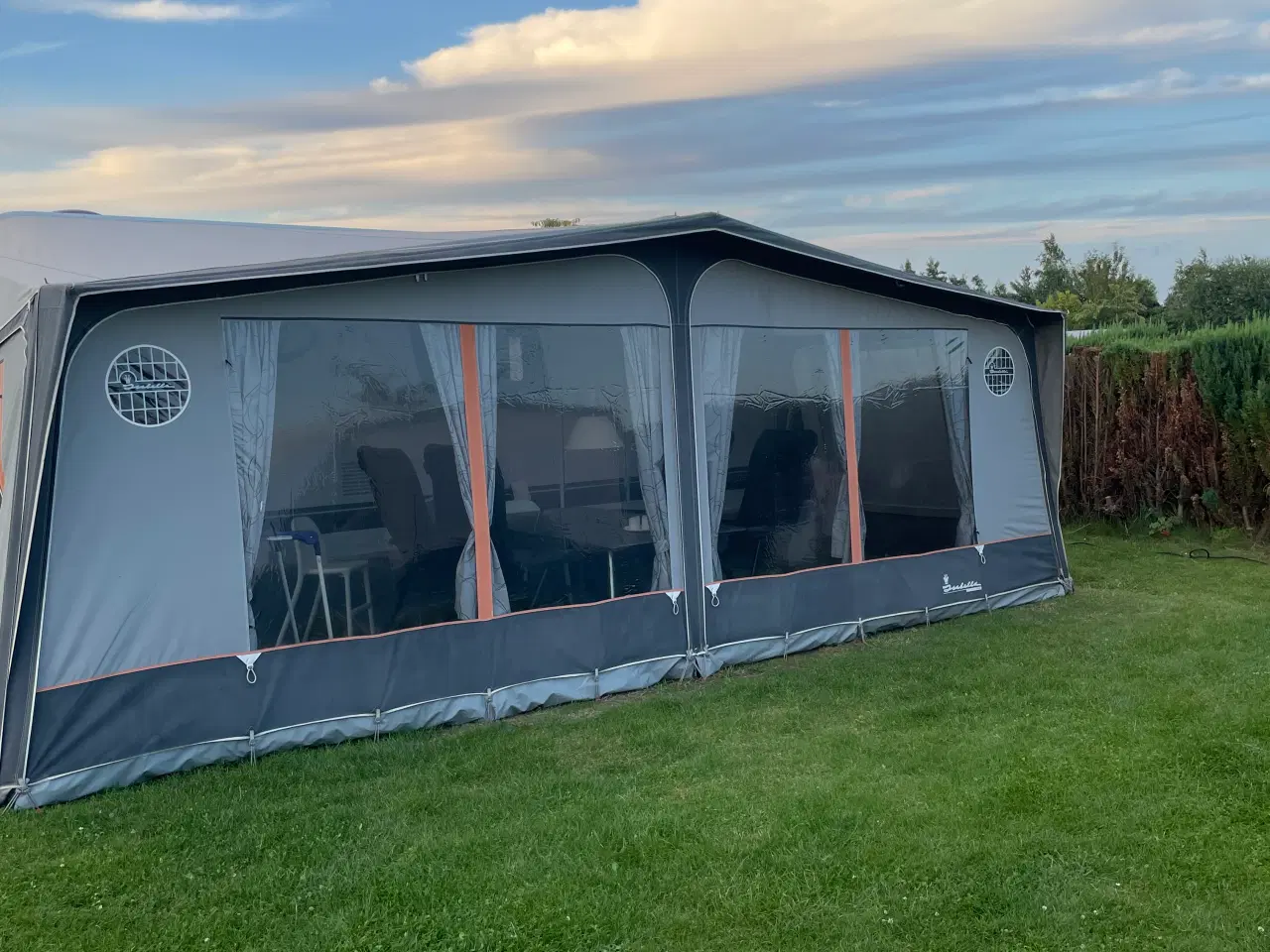 Billede 9 - Campingvogn Dethleffs Camper D-line 540 QMK 