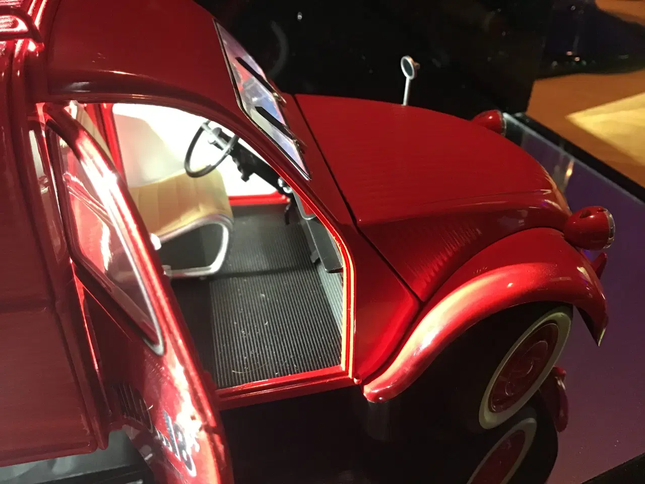 Billede 7 - MODELBIL 1:18.  NOREV CITROEN 2CV.