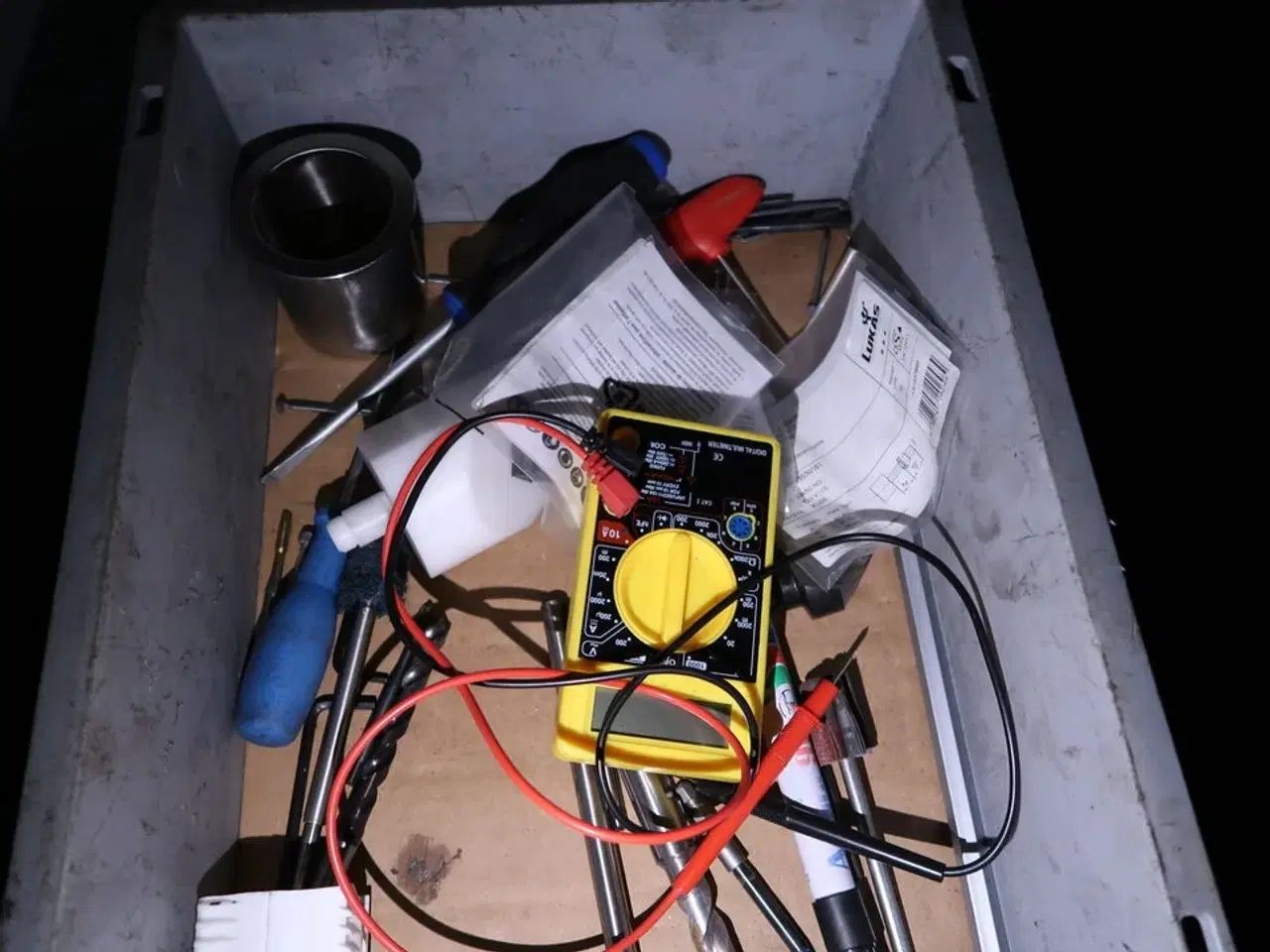 Billede 4 - Reol med div. Værktøj (noget kan være defekt)