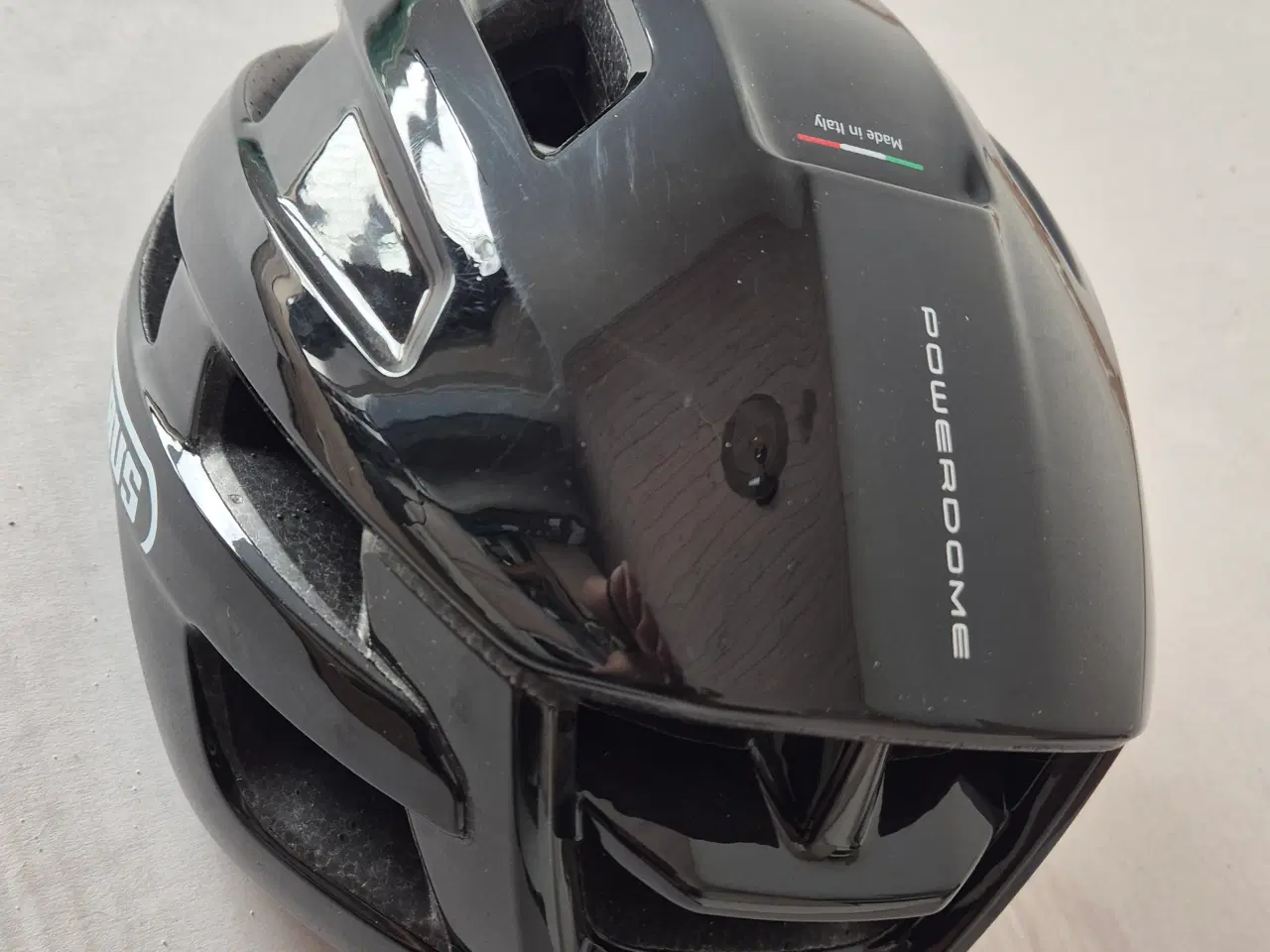 Billede 2 - Abus PowerDome cykelhjelm – brugt få ture