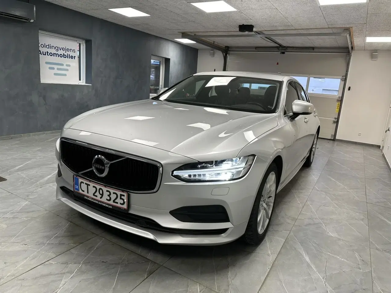 Billede 2 - Volvo S90 2,0 D4 Momentum 190HK 8g Aut.