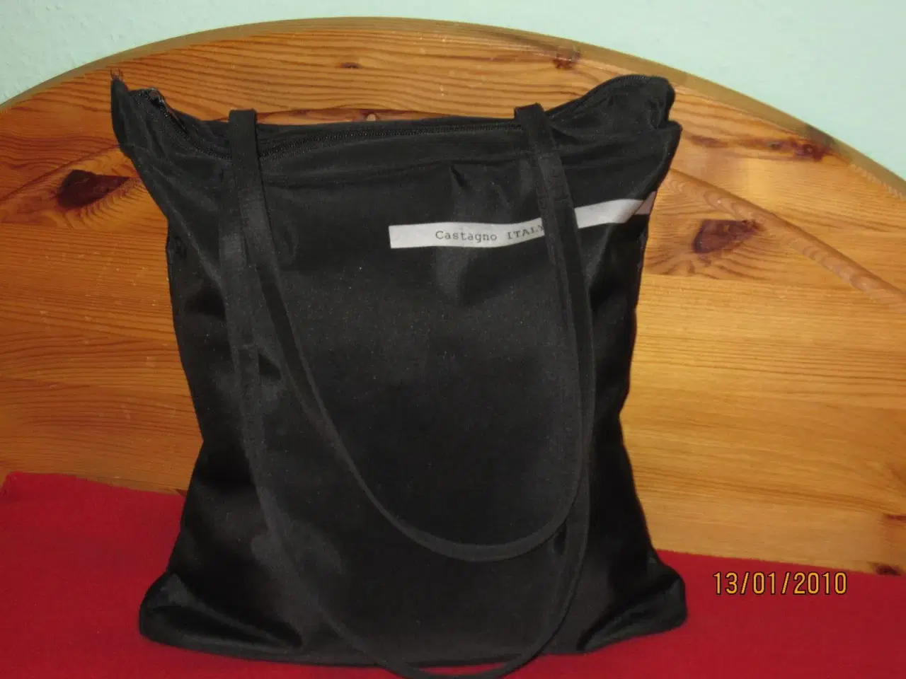 Billede 1 - Sort taske til salg
