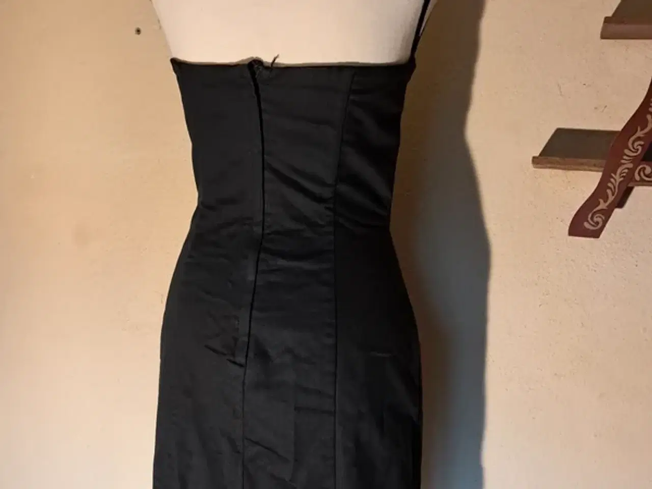 Billede 3 - H&M str. S/M kjole