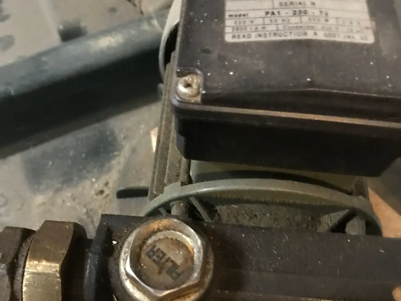 Billede 8 - Olietank 1200 L. M/ elpumpe