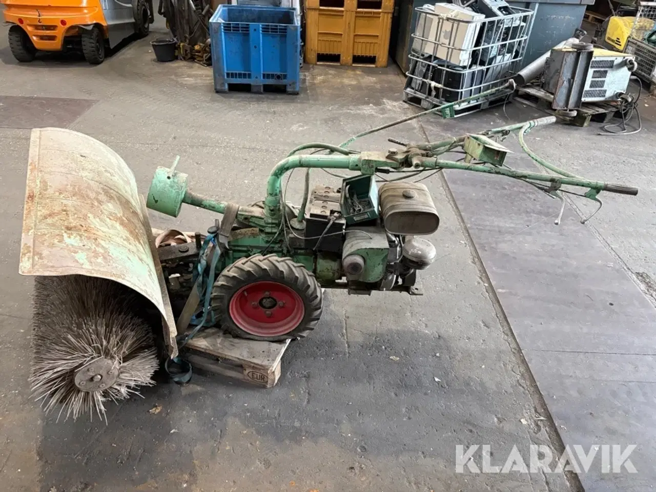 Billede 2 - Fejemaskine JRUS U1200