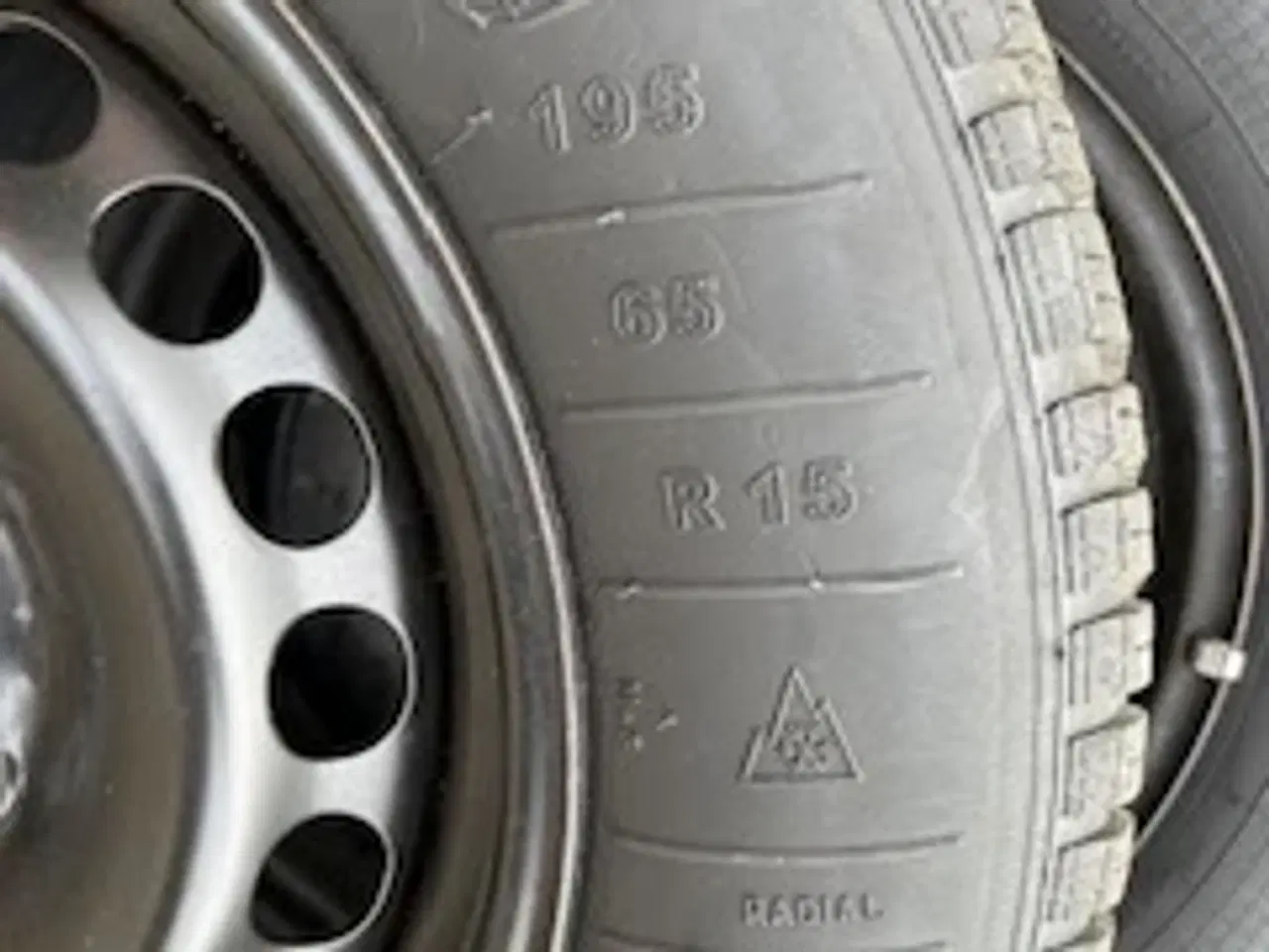 Billede 2 - VW/Audi helårdæk på fælge