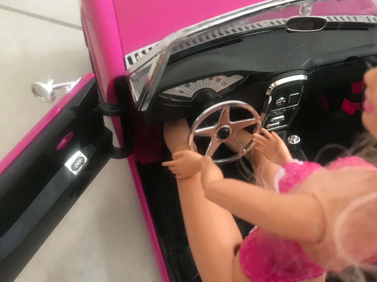 Billede 1 - Barbie stor pakke sælges samlet 