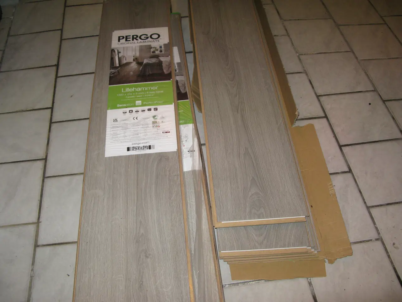Billede 1 - Pergo gulv