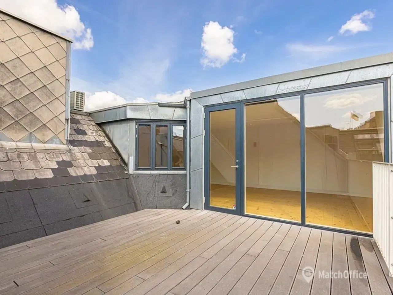 Billede 18 - INGEN BINDING - Nyistandsat og indbydende kontor på 473 m² med privat tagterrasse
