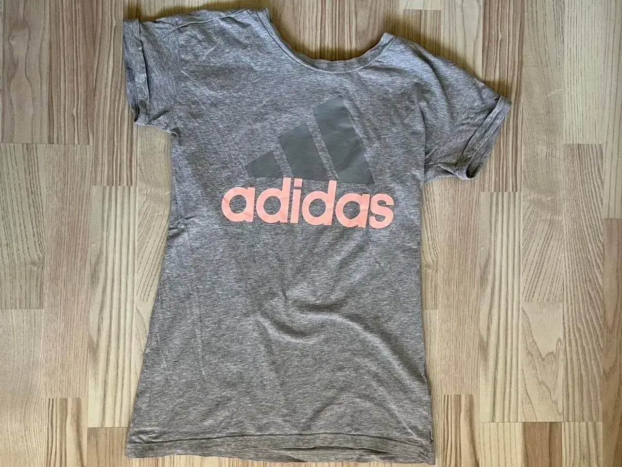 Billede 2 - Adidas t-shirt