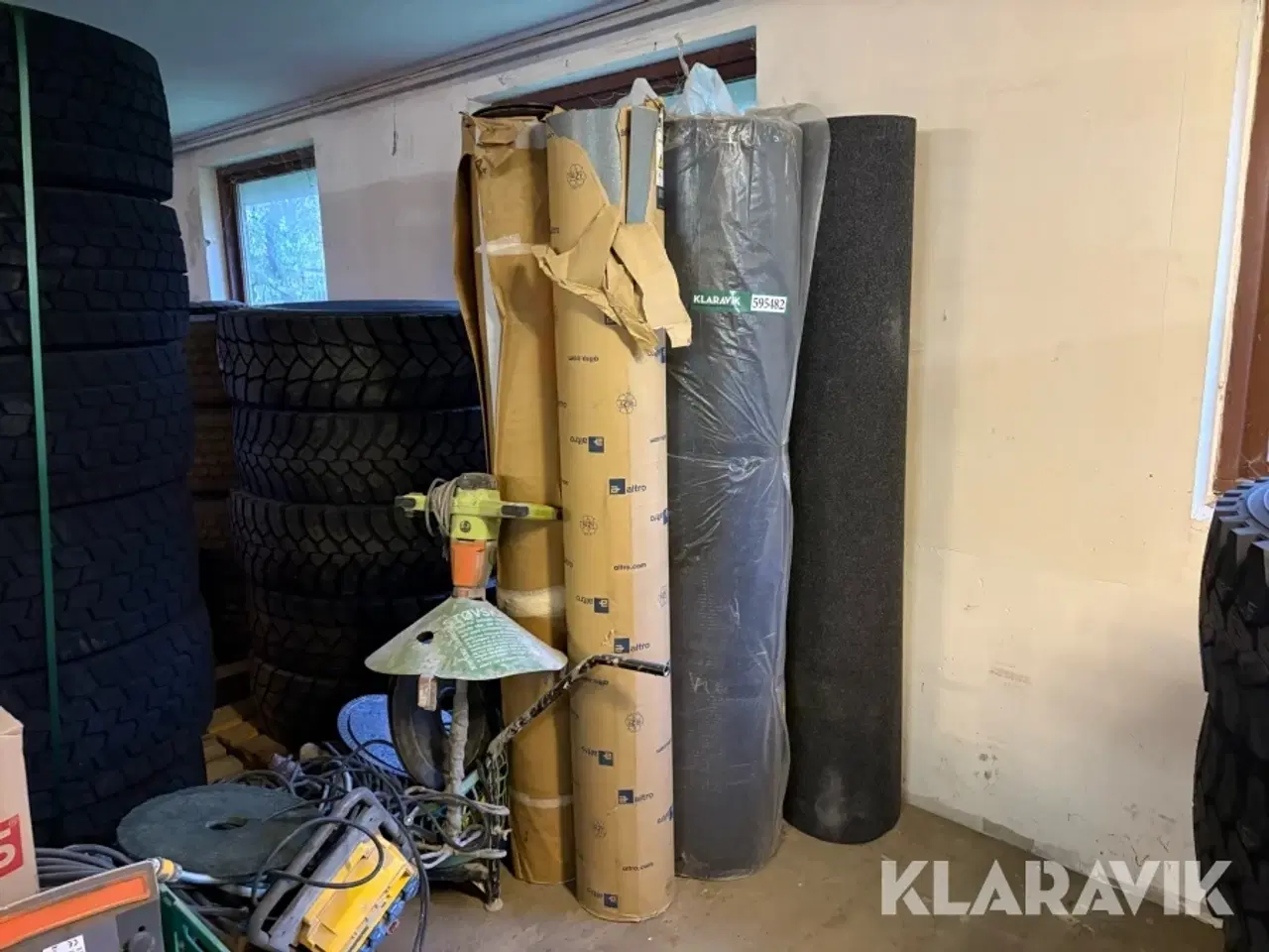 Billede 2 - Linoleum, gulvtæppe 8 styk