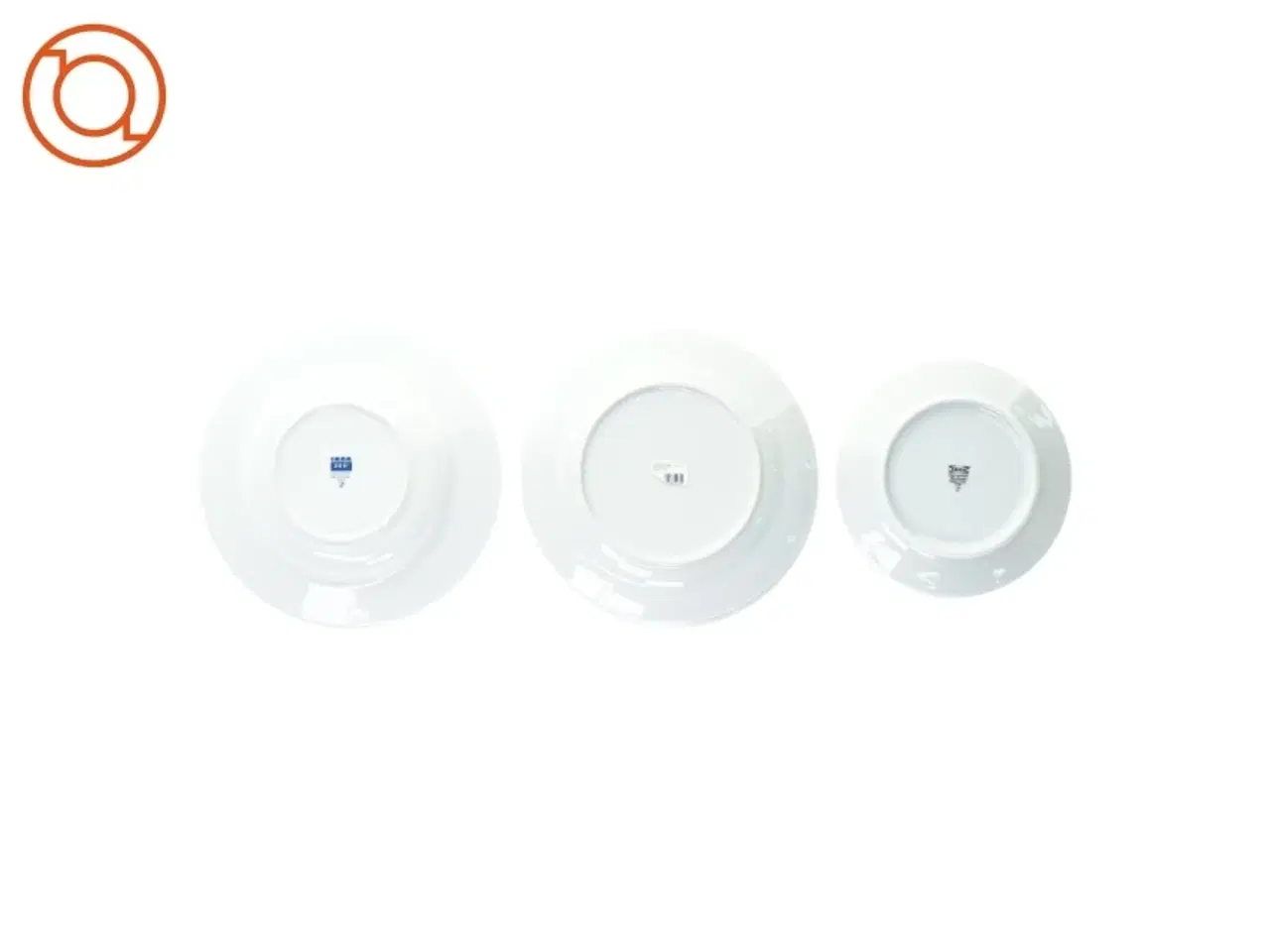 Billede 3 - Tallerkner fra Ikea (str. Dyb tallerken 26 cm tallerken 24 cm kagetallerken 20 cm)