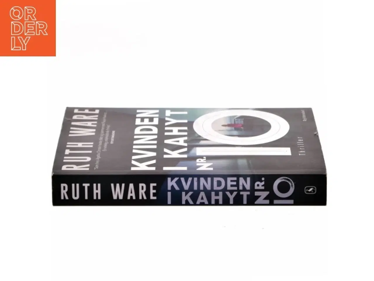 Billede 2 - Kvinden i kahyt nr. 10 : thriller af Ruth Ware (f. 1977) (Bog)