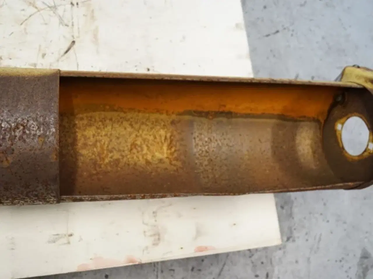 Billede 13 - New Holland 1530 Returrør 80417101