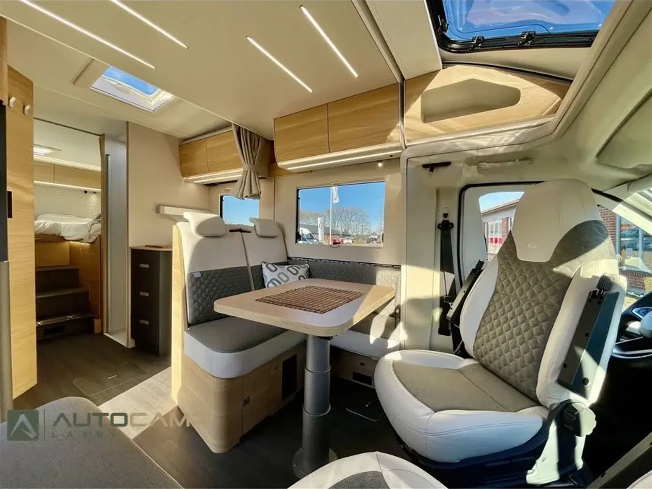 Billede 4 - 2026 - Adria Matrix M670